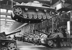 StuG III Production (Bundesarchiv Bild 146-1985-100-33).jpg