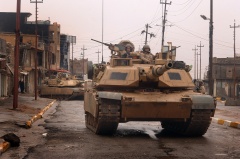 U.S. Army M1A2 Abrams Iraq 2005.jpg