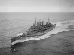 HMS Kent (54).jpg